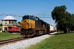 CSXT Train M585